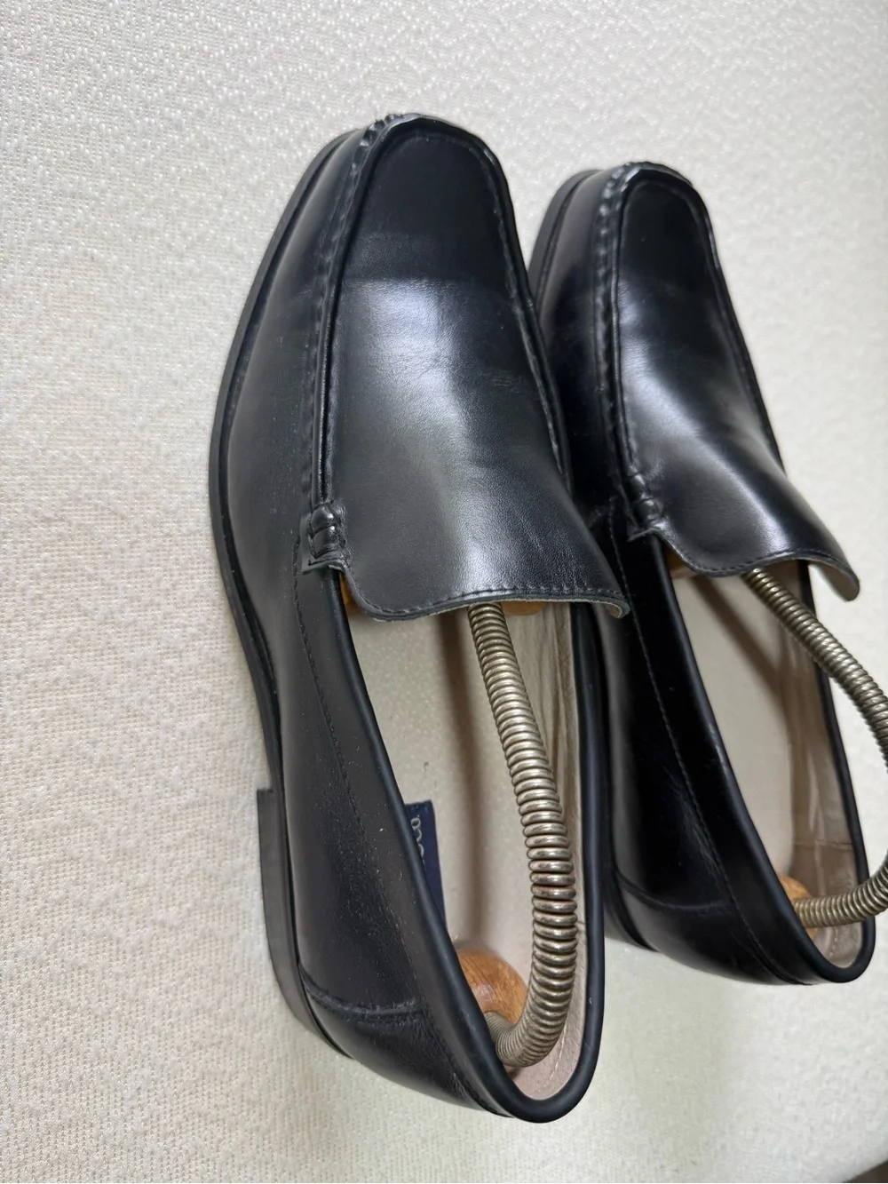 Bass Weejuns Venetian Loafer Classic Black Leather Slip-On